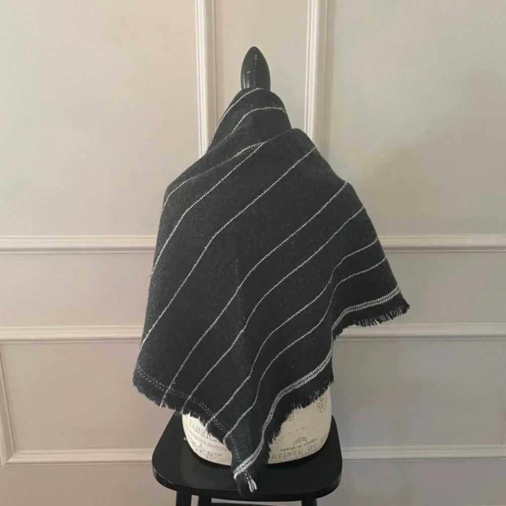 Dark grey gray charcoal with stripes scarf